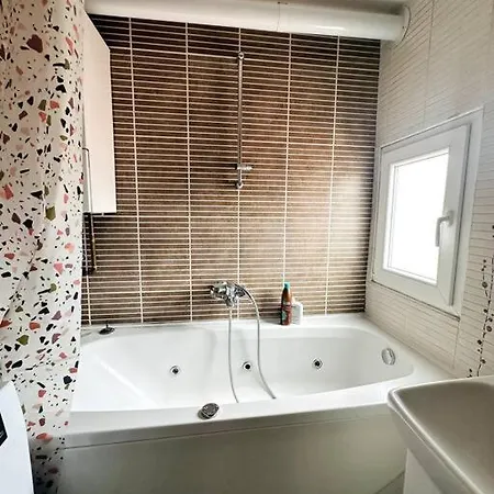 The Serene Oasis Red شقة سراييفو